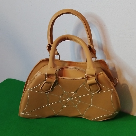 Tan Spider Web Purse - Picture 3 of 6
